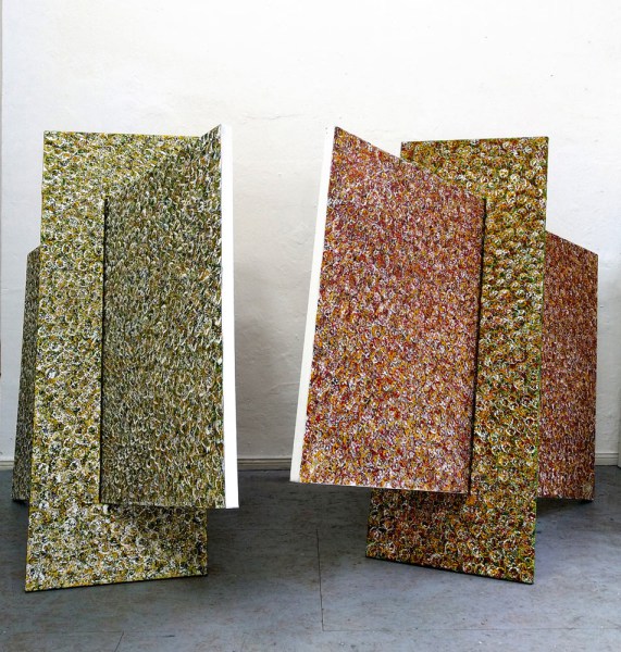 Abstand-halten-2020 Acryl-auf-Leinwand 140x360x110cm1